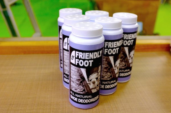 画像1: FRIENDLY FOOT - ALL NATURAL FOOT POWDER (1)