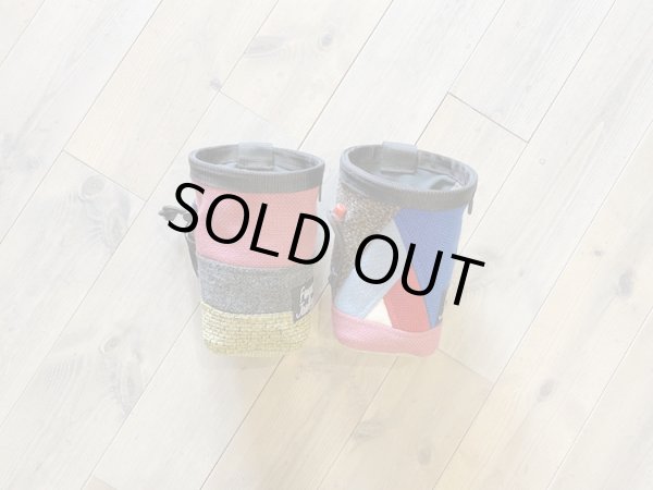 カラーは左からA, B